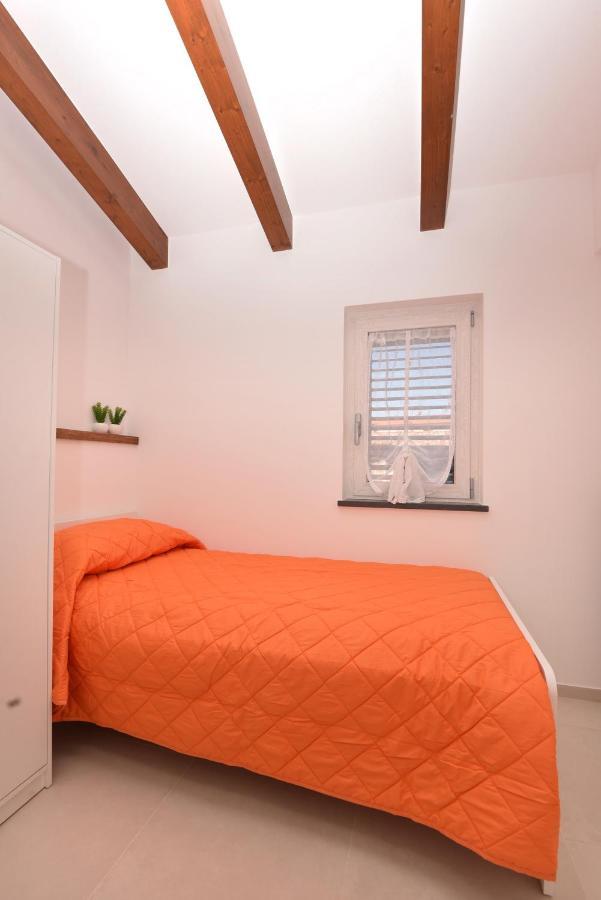 La Dimora Di Venere Villa อาเจโรลา ภายนอก รูปภาพ